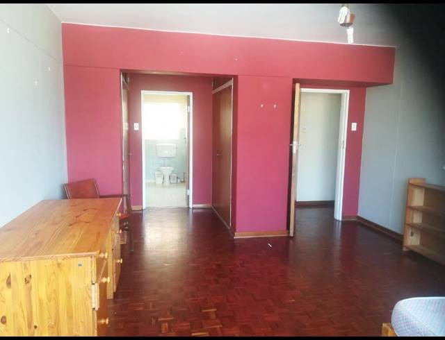 1 BEDROOM APARTMENT RENTED IN HUMEWOOD